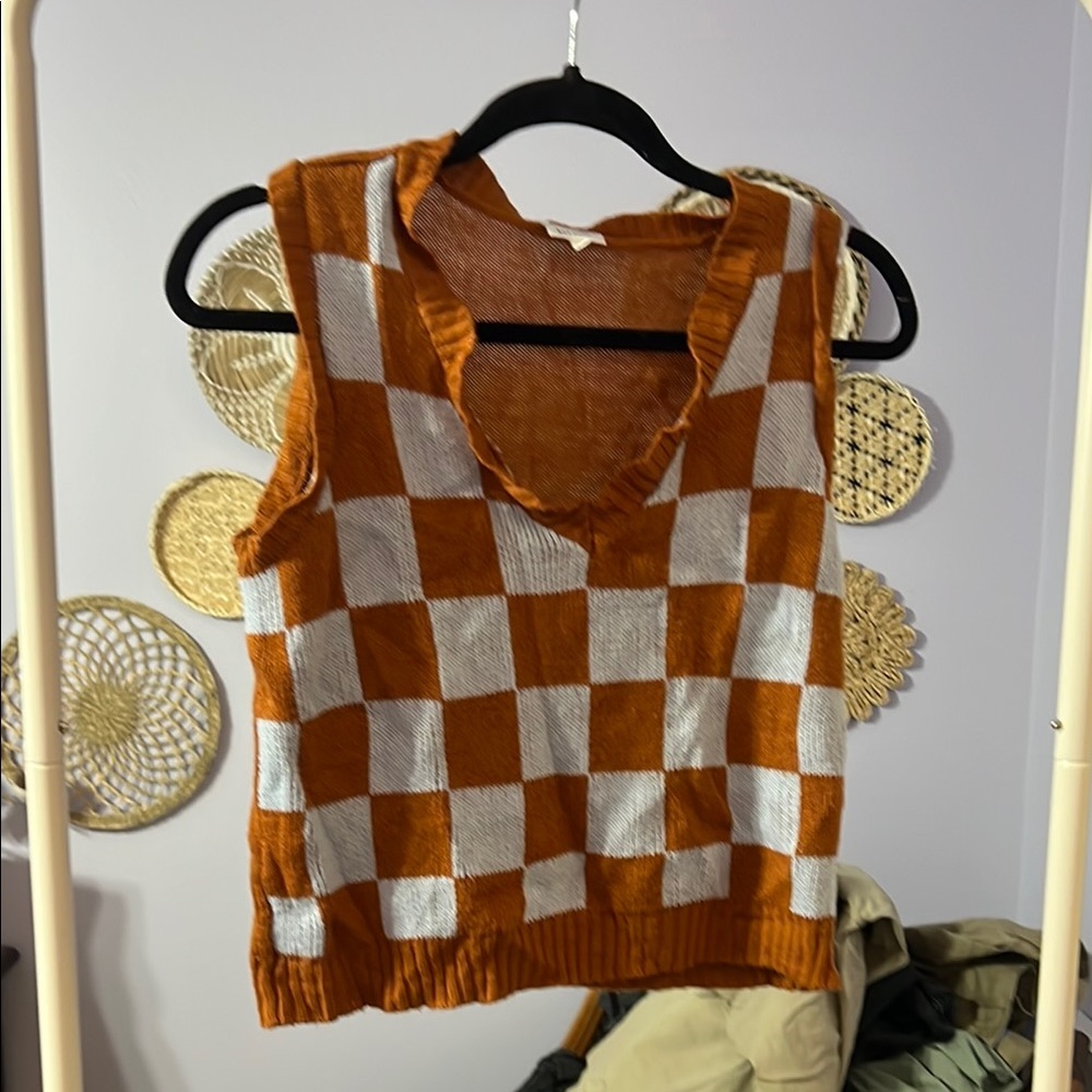 Trendy Checkered Knit Vest